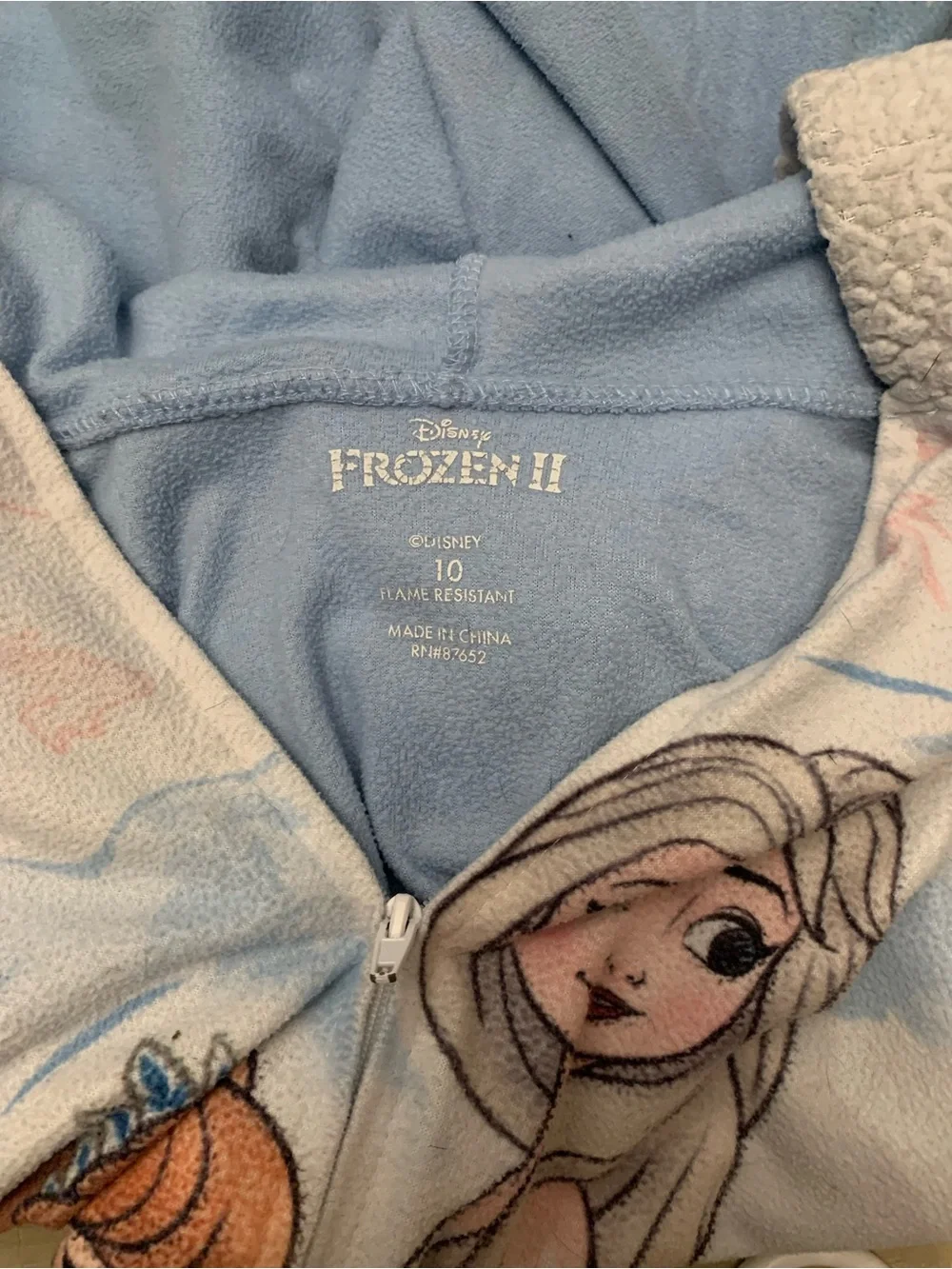 Disney Frozen II Size 10